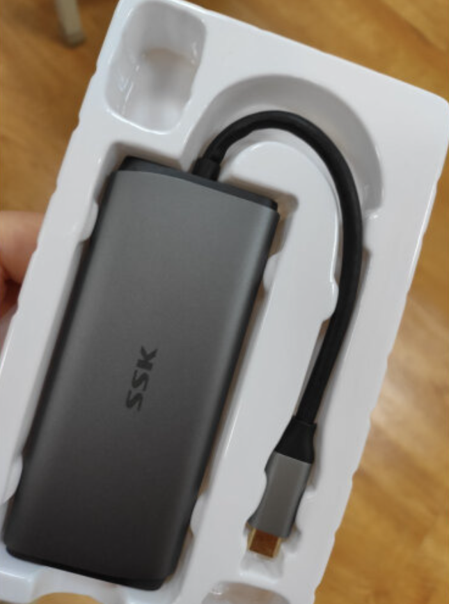 SSK six-in-one hub