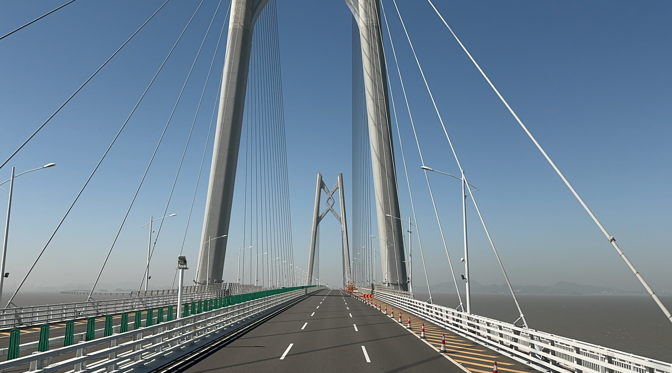 bridge bus view