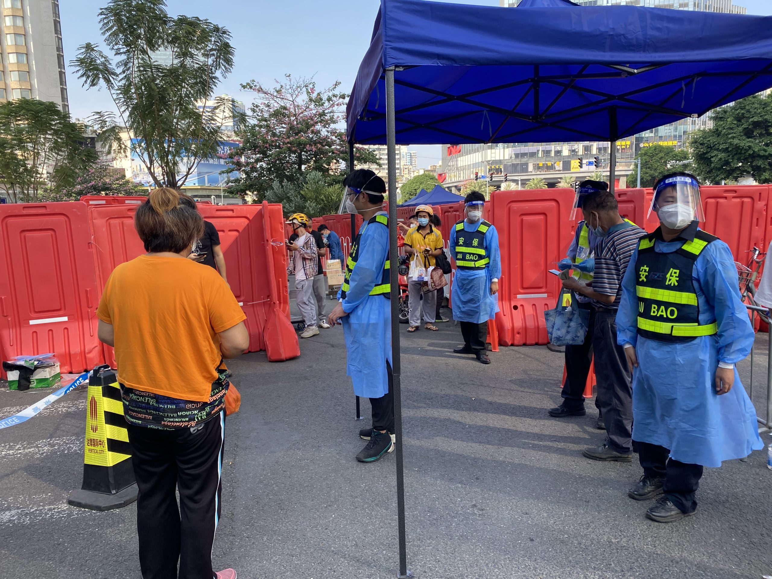 takeout pickup at the barricade