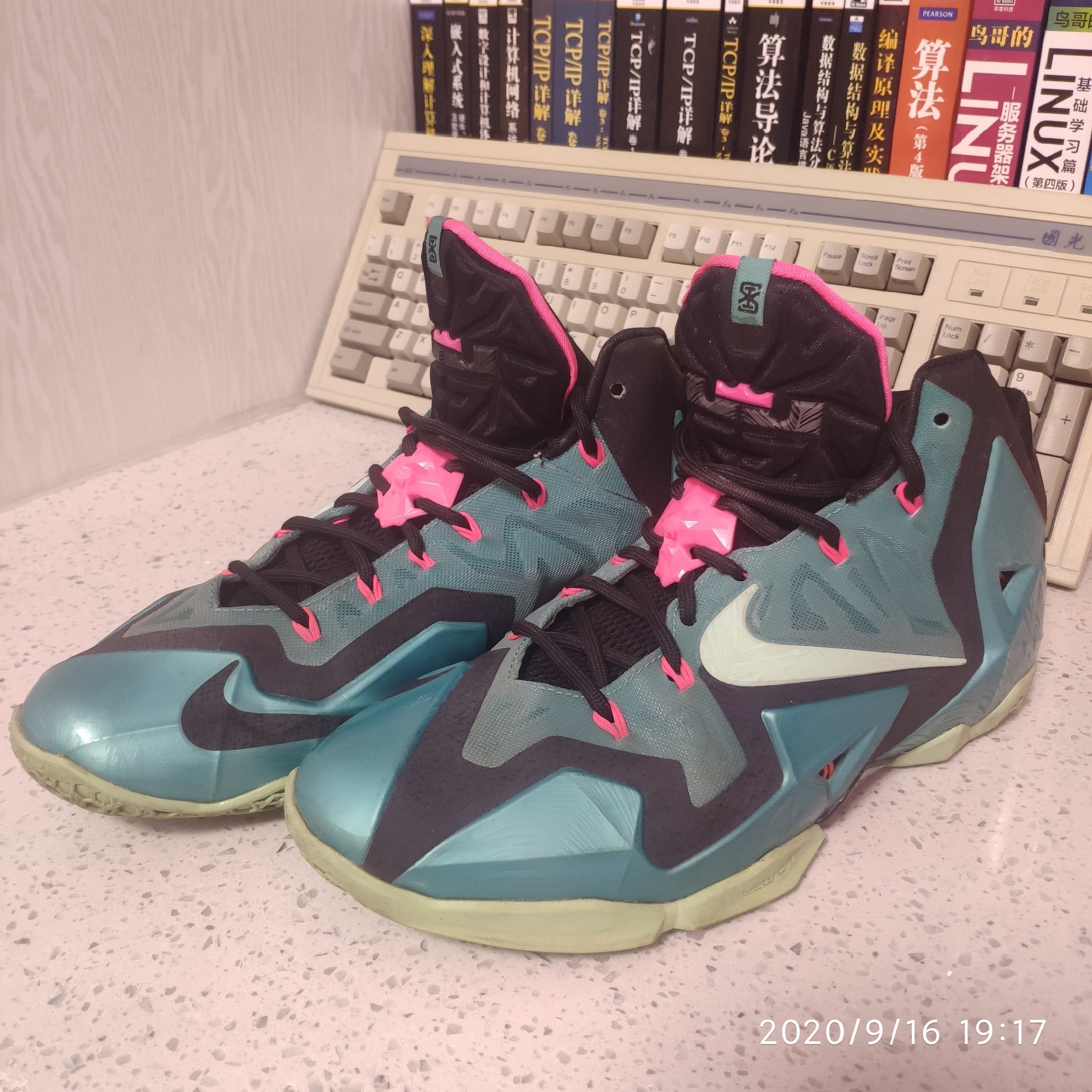 LBJ 11
